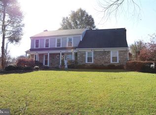 9841 Coral Bells Ct, Vienna, VA 22182