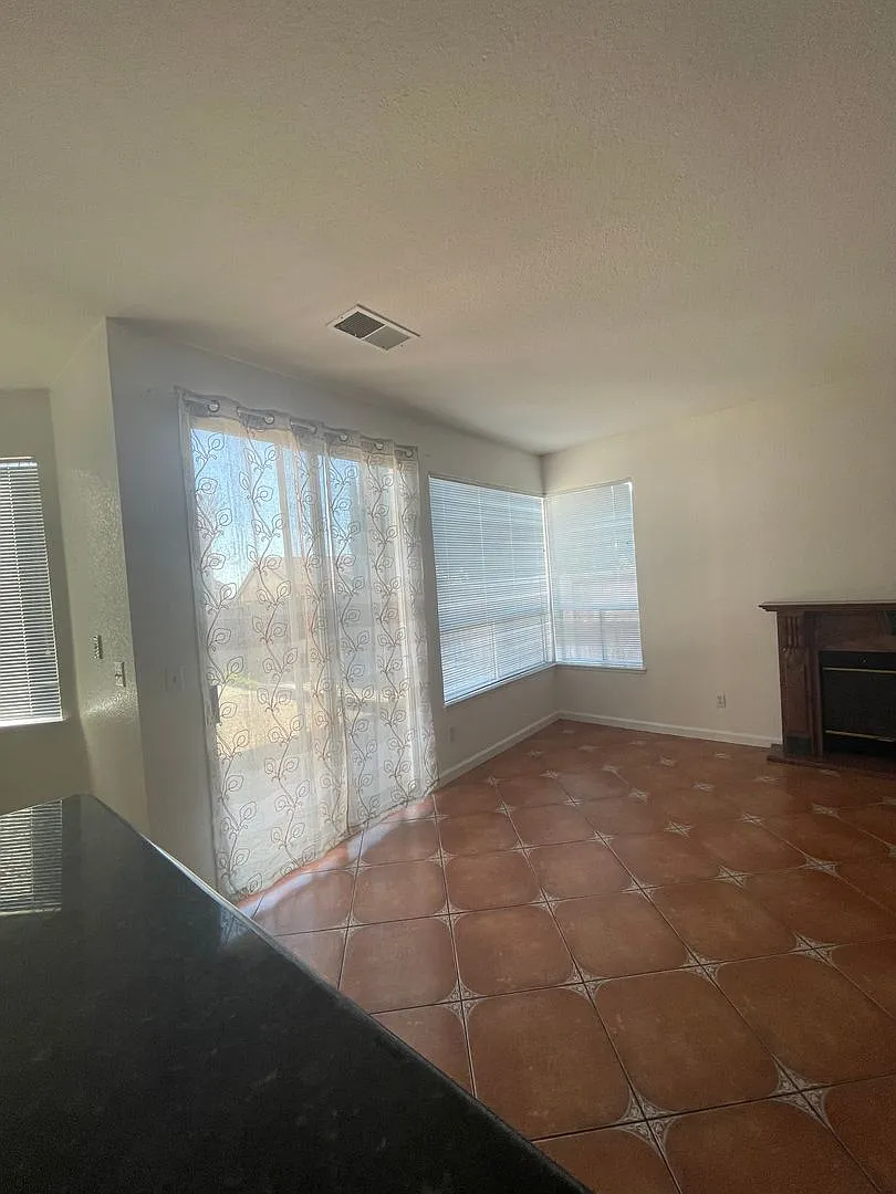 Cordelia Village — Photo 4