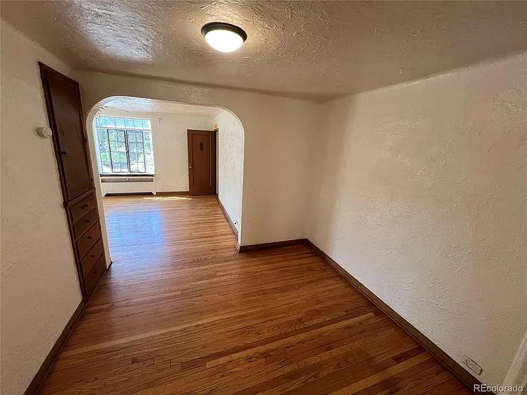 2535 E 14th Ave #10 — Photo 14