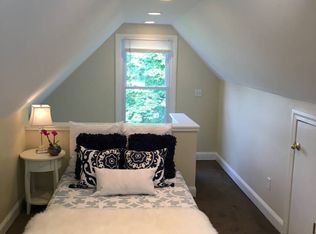 35 Harold Ave, Greenwich, CT 06830