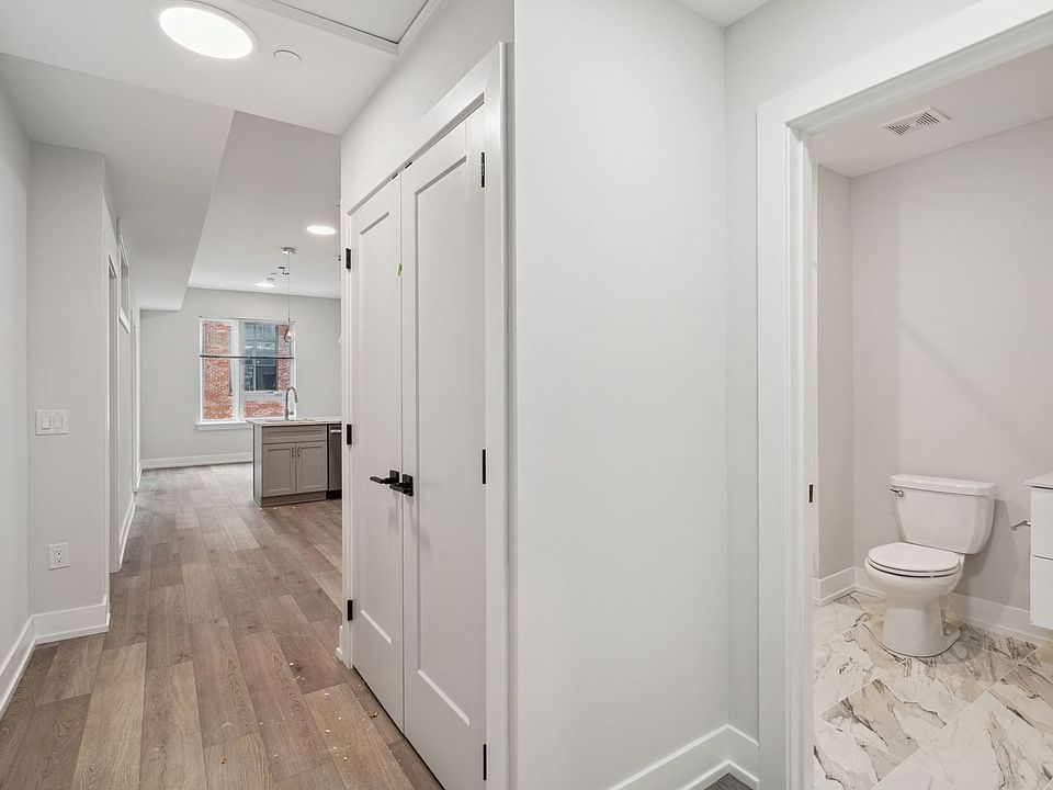 1st image of 342 W Girard Ave #209