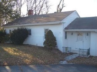 4568 Old Stage Rd, Kingsport, TN 37664