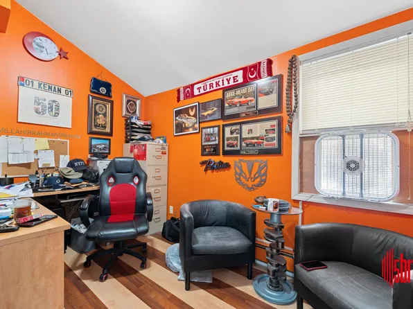 15 Van Sicklen Street image 18 of 38