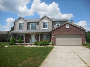 251 Cloverleaf Ct, Ann Arbor, MI 48103