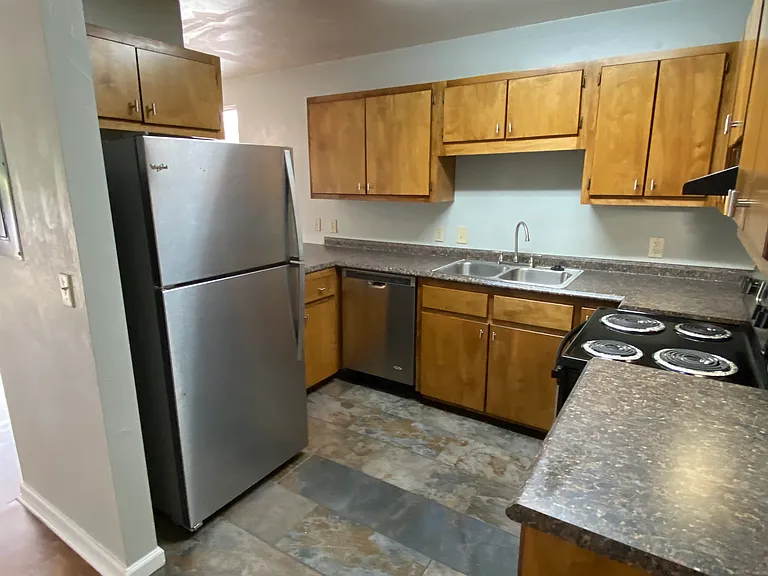 813 W Brevard St #2 — Photo 7