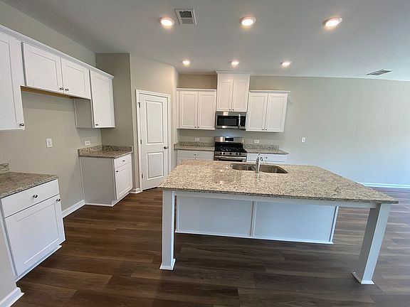 Kitchen island - island