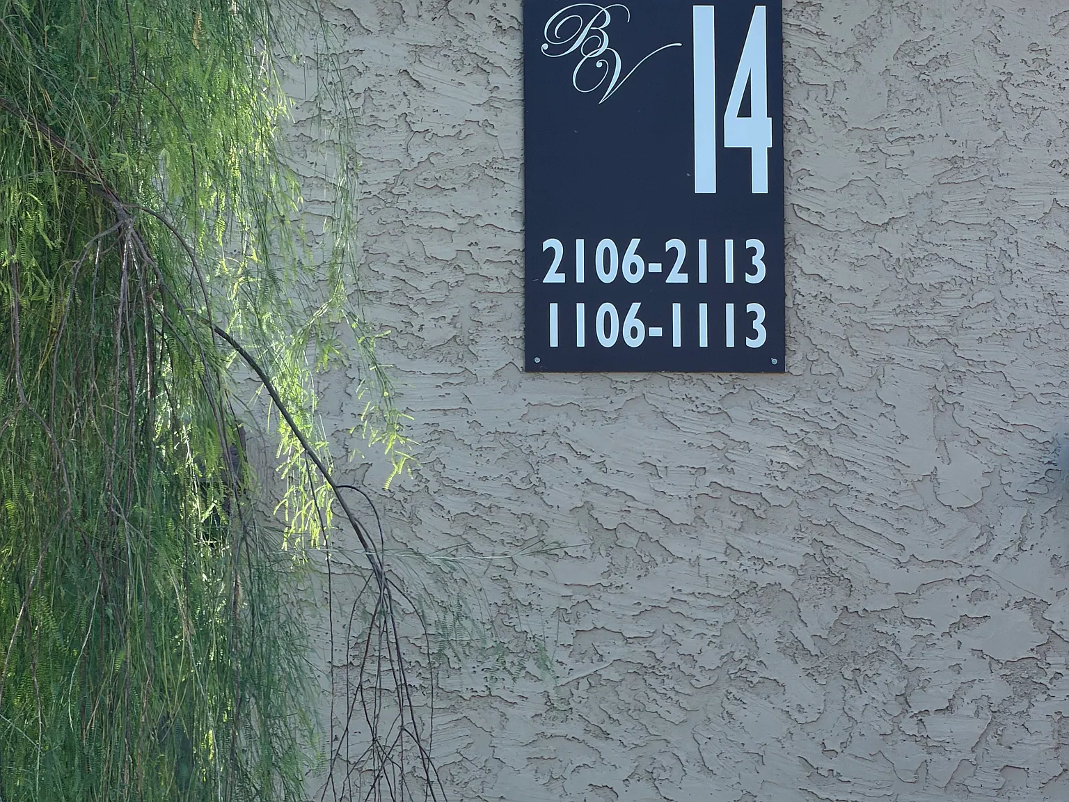 2 bed, 919 sqft, $3,100 — Photo 2