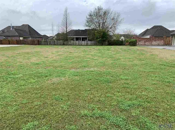 181 Union Dr, Thibodaux, LA 70301