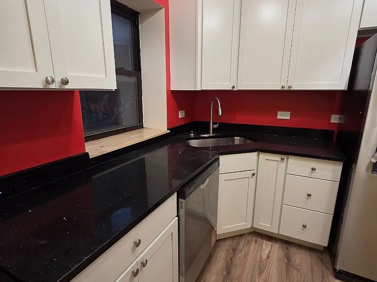 416 S Homan Ave #1 — Photo 11