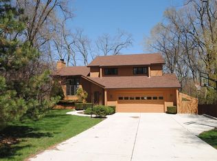 636 Front St, Lisle, IL 60532