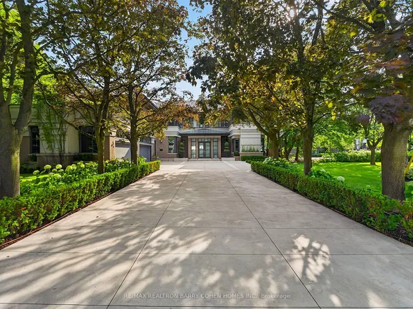 17 Alderbrook Dr, Toronto, ON M3B 1E3
