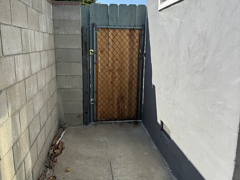 side yard