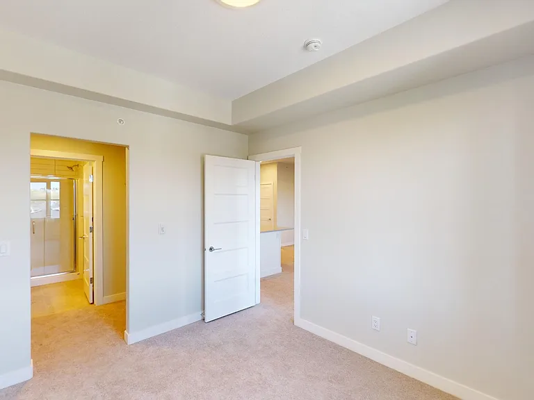 417 Wolf Hollow Cres SE — Photo 10