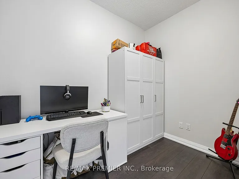 7895 Jane St #1717 — Photo 20