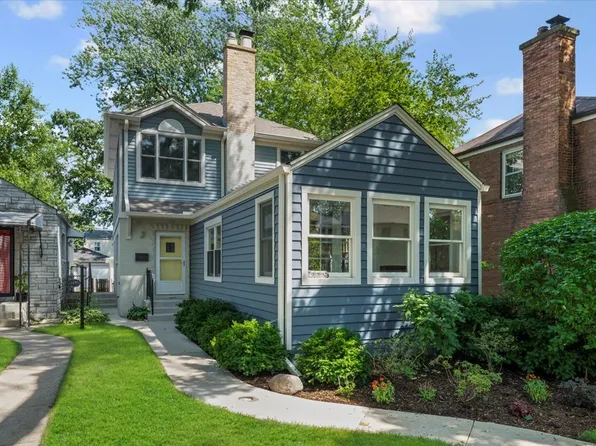 8449 N Kedvale Ave, Skokie, IL 60076