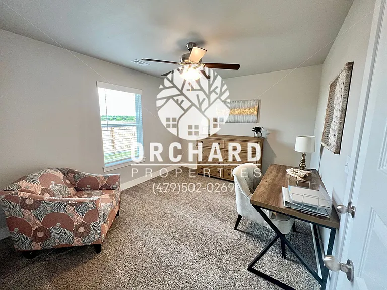 3001 N Conway Dr — Photo 10