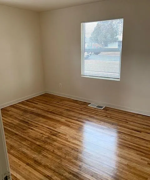 Front bedroom