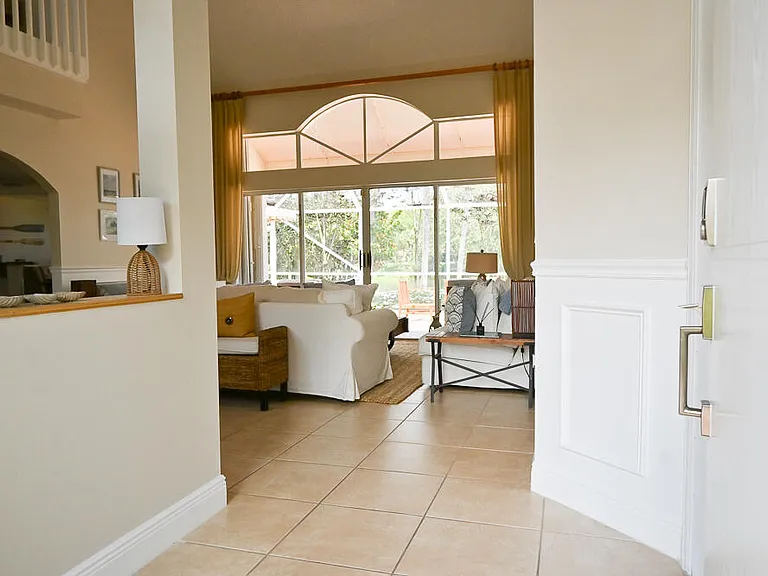 12828 Meadowbreeze Dr — Photo 3