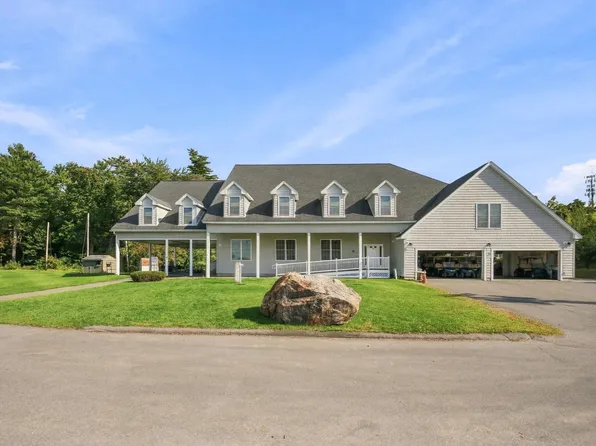 10 Diamond Oaks Boulevard #1, Kingston, NH 03848