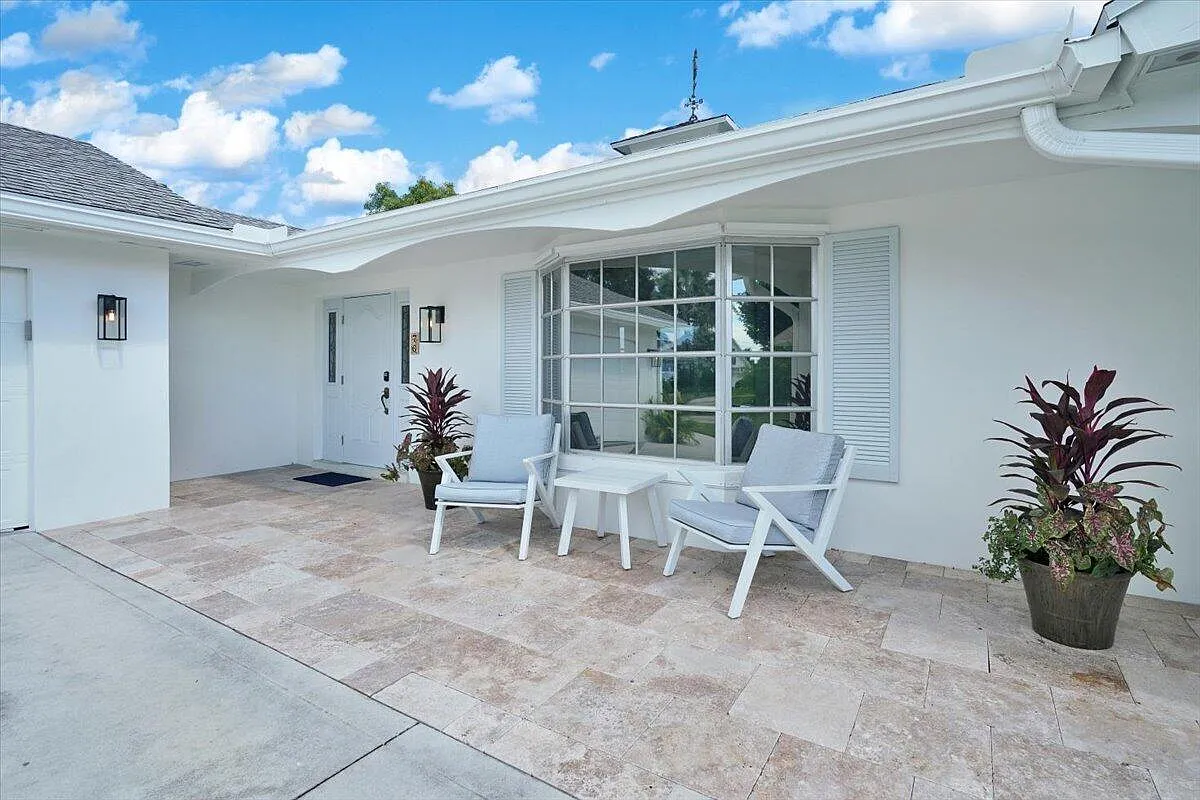 3 bed, 2.5 bath, 1776 sqft, $7,500 — Photo 4