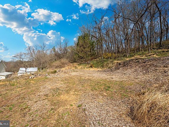56th image of 550 Halltown Rd