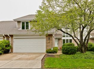 279 Brunswick Dr, Buffalo Grove, IL 60089