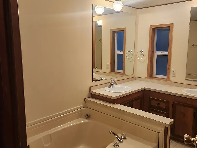 18954 River Woods Dr — Photo 14
