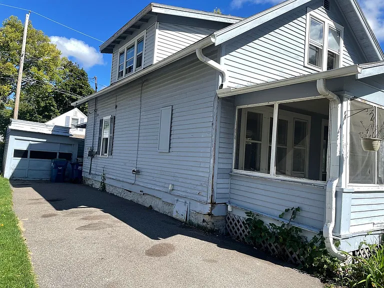 204 Ruder St — Photo 16