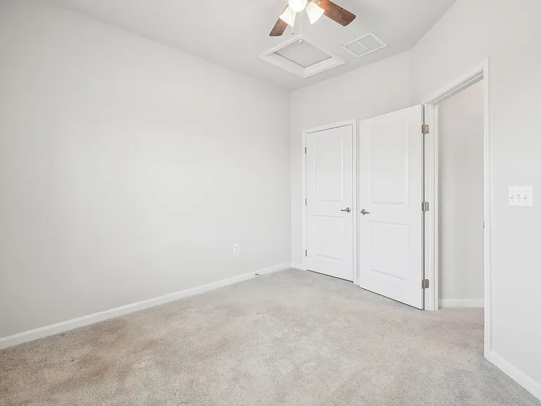 4502 Dale Creek Way — Photo 28