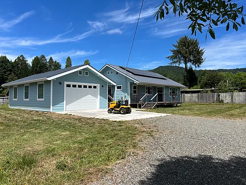 939 Ford St Photo 1
