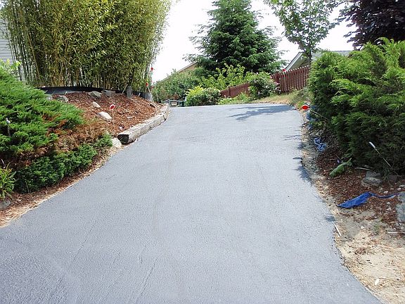 New driveway paving