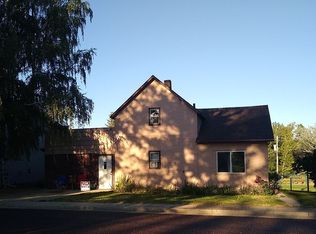 412 1st Ave E, Gackle, ND 58442