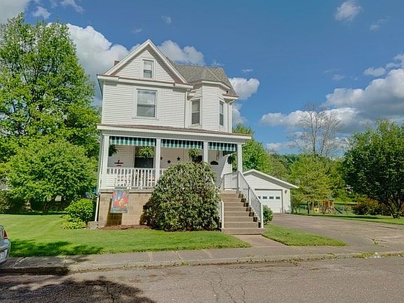 5th image of 465 Martin Ave