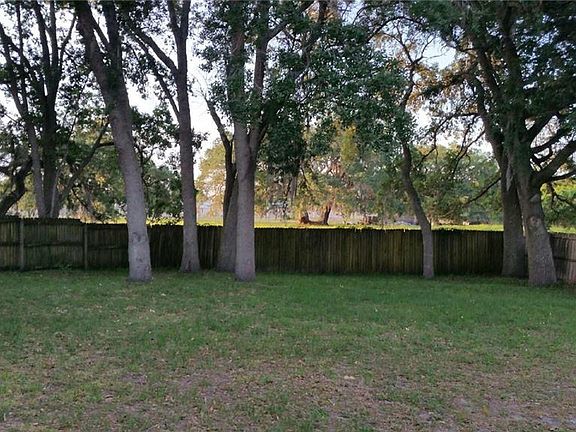 4th image of 1338 Oak Grove Ct