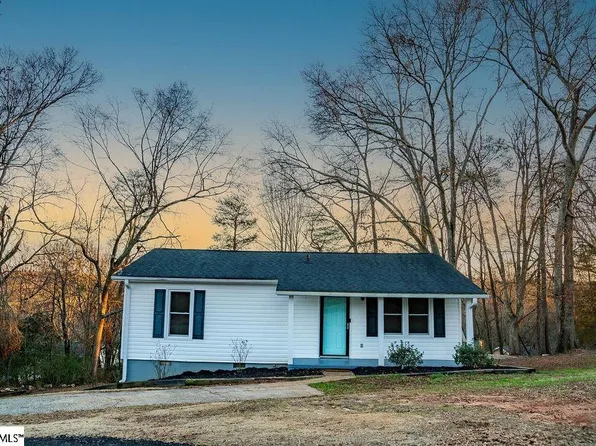 212 Newton Hill Rd, Pickens, SC 29671