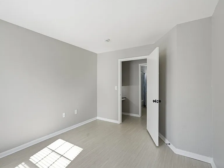 The Villas at North Oak — Photo 29