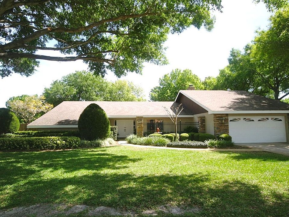 1st image of 1206 Cypress Point E