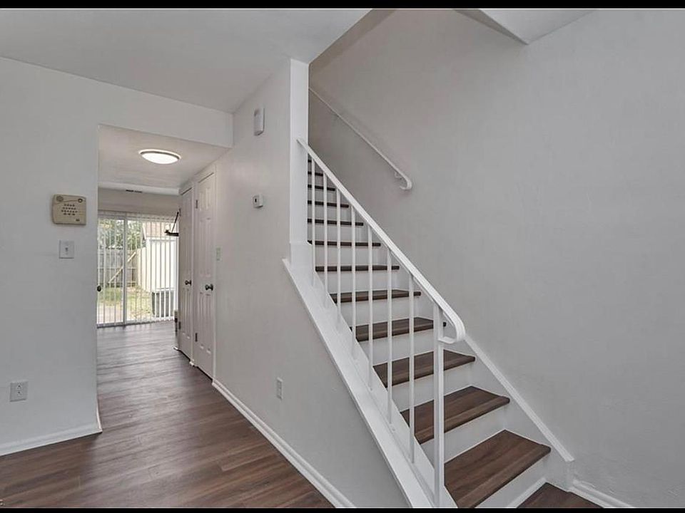 1st image of 715 Arthur Ave #715