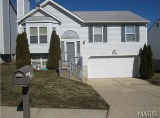 3254 Five Oaks Dr, Arnold, MO 63010