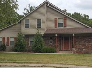 421 Ladue Rd, Jefferson City, MO 65109