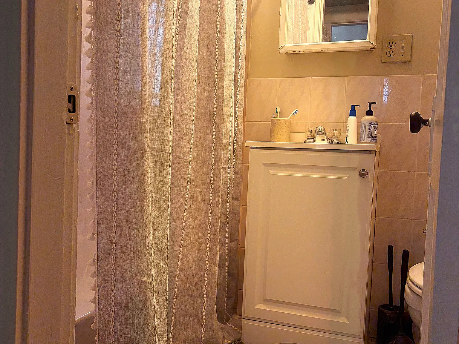 1840 Commonwealth Ave — Photo 4