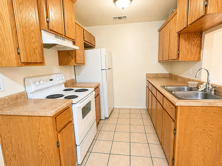 507 N Gilmer St — Photo 15