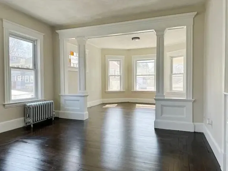 31 Fairlawn Ave #2 — Photo 3