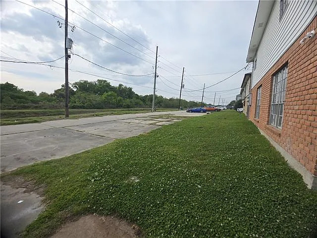 4116 Lac Bienville Dr #D — Photo 12