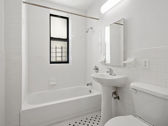 3rd image of 320 Sterling St APT 4FE