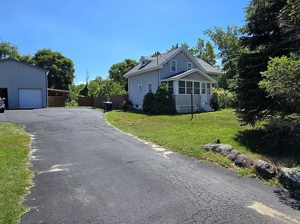 766 Wayside Rd