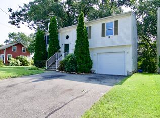 157 Jamaica St, Springfield, MA 01119