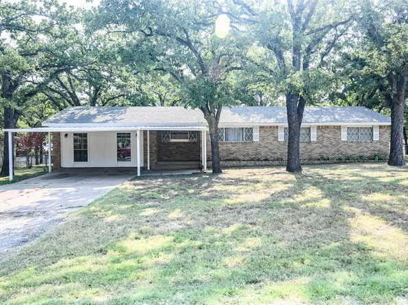 204 N Jarvis Ln, Azle, TX 76020