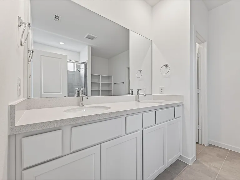 1110 Sky Rocket Ln — Photo 22