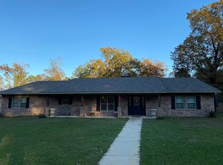 1604 Owens Rd, White Oak, TX 75693